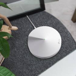 TP-LINK Deco M9 Plus wireless router Dual-band (2.4 GHz / 5 GHz) Gigabit Ethernet White